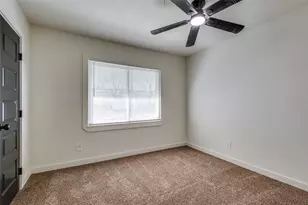 125 W Fuller Dr, Euless, TX 76039 - Photo 18