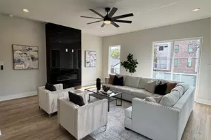 918 Duluth St, Dallas, TX 75212 - Photo 2