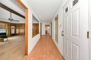 4541 Saldana Dr, Fort Worth, TX 76133 - Photo 6