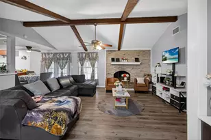 6913 Gettysburg Dr, Forest Hill, TX 76140 - Photo 6