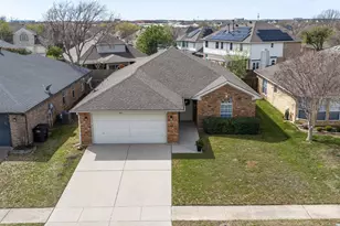 8601 Stetson Dr, Fort Worth, TX 76244 - Photo 2