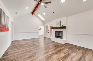 4102 Autumn Ridge Ct, Arlington, TX 76016 - Photo 6