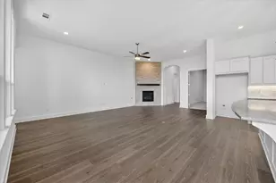 936 Mumms Fld Dr, Fort Worth, TX 76247 - Photo 8