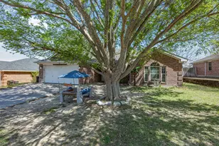 210 Wellington Trail, Weatherford, TX 76085 - Photo 6