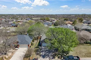 210 Wellington Trail, Weatherford, TX 76085 - Photo 36