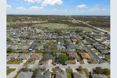 210 Wellington Trail, Weatherford, TX 76085 - Photo 30