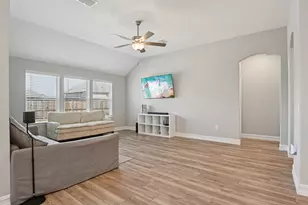 1521 Quentin Dr, Aubrey, TX 76227 - Photo 8