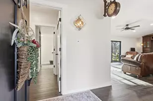 1006 Newell Dr, Hudson Oaks, TX 76087 - Photo 4