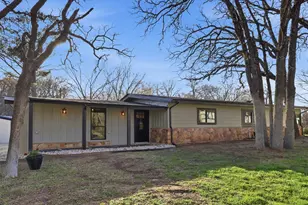1006 Newell Dr, Hudson Oaks, TX 76087 - Photo 1