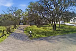 1006 Newell Dr, Hudson Oaks, TX 76087 - Photo 40