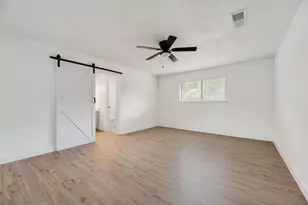 10823 Meadowcliff Ln, Dallas, TX 75238 - Photo 26