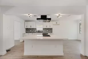 10823 Meadowcliff Ln, Dallas, TX 75238 - Photo 14