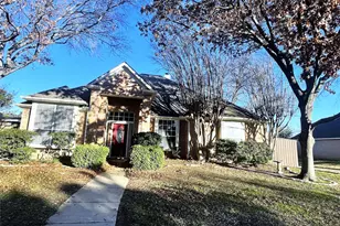 1848 Trail Ridge Ln, Flower Mound, TX 75028 - Photo 2
