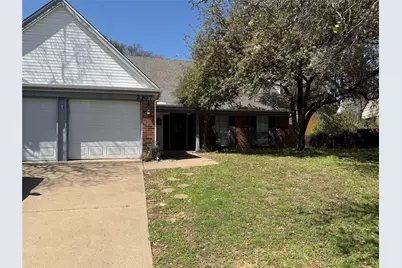 2307 Harrington Court, Euless, TX 76039 - Photo 2