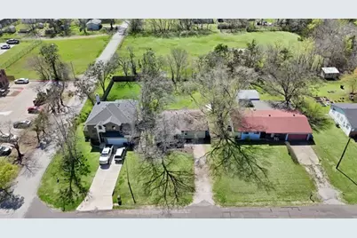 3005 Maple Avenue, Greenville, TX 75402 - Photo 40