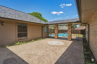 2226 Diamond Oaks Drive, Garland, TX 75044 - Photo 24