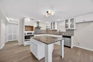 108 Dupont Cir, Fort Worth, TX 76134 - Photo 2