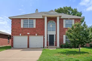 8712 Limestone Dr, Fort Worth, TX 76244 - Photo 2