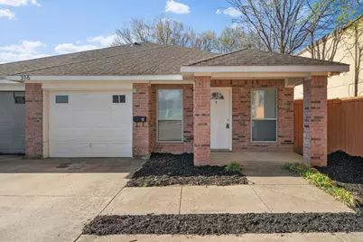 316 E 4th Street #A, Arlington, TX 76010 - Photo 2