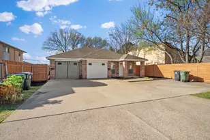 316 E 4th St, Arlington, TX 76010 - Photo 1
