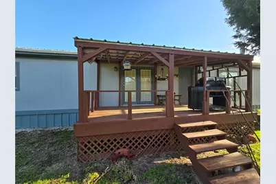 813 W 12th Street, Cameron, TX 76520 - Photo 26