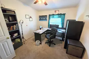 813 W 12th St, Cameron, TX 76520 - Photo 18