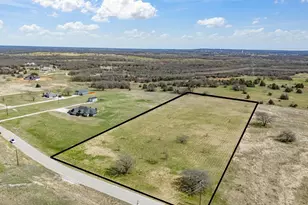 160 Rolling Hills Blvd, Alvord, TX 76225 - Photo 1