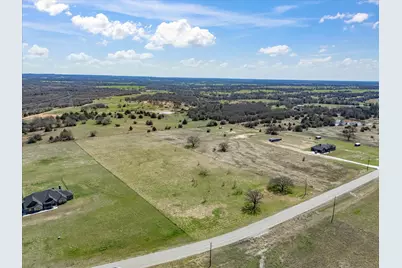 160 Rolling Hills Boulevard, Alvord, TX 76225 - Photo 4