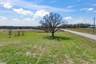 160 Rolling Hills Blvd, Alvord, TX 76225 - Photo 1