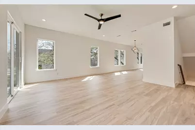920 Duluth, Dallas, TX 75212 - Photo 10