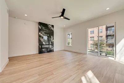 920 Duluth, Dallas, TX 75212 - Photo 34