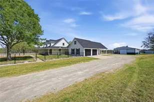 248 Roan Ln, Sherman, TX 75090 - Photo 4