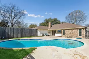 810 Meadowgate Dr, Garland, TX 75040 - Photo 1