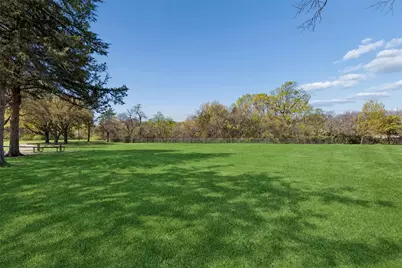 810 Meadowgate Drive, Garland, TX 75040 - Photo 30