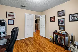 7331 Tree Ridge Ct, Fort Worth, TX 76133 - Photo 10