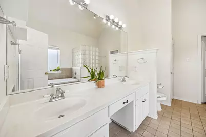 403 Hideaway Court, Euless, TX 76039 - Photo 16