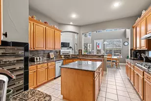 6407 Daisy Dr, Denton, TX 76208 - Photo 12