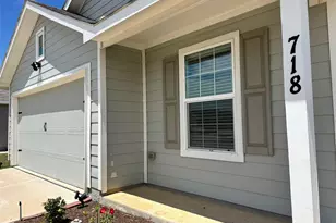 718 Trestle Dr, Princeton, TX 75407 - Photo 2