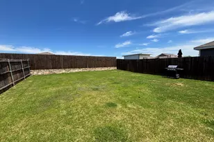 718 Trestle Dr, Princeton, TX 75407 - Photo 12