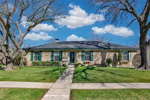 2005 Brentwood St, Gainesville, TX 76240 - Photo 1