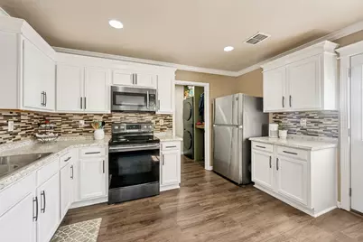 10637 Flagstaff Run, Fort Worth, TX 76140 - Photo 14