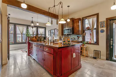 327 S Edgefield Avenue, Dallas, TX 75208 - Photo 10