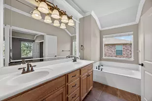 2940 Europa Dr, Grand Prairie, TX 75052 - Photo 12
