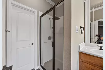 2940 Europa Drive, Grand Prairie, TX 75052 - Photo 10