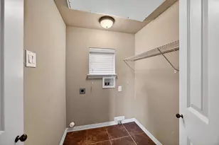 2940 Europa Dr, Grand Prairie, TX 75052 - Photo 16
