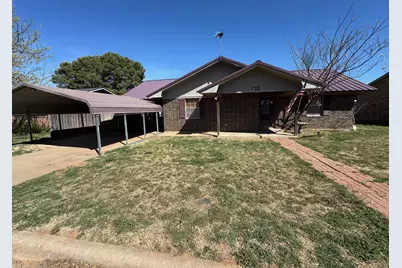 710 Charles Street, Seymour, TX 76380 - Photo 1