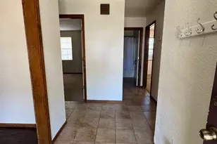 710 Charles St, Seymour, TX 76380 - Photo 8