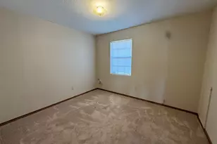 710 Charles St, Seymour, TX 76380 - Photo 12