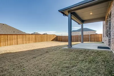 5450 Ridgeway Drive, Haltom City, TX 76137 - Photo 34