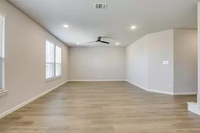 5450 Ridgeway Drive, Haltom City, TX 76137 - Photo 18